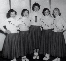 Cheerleaders, 1954